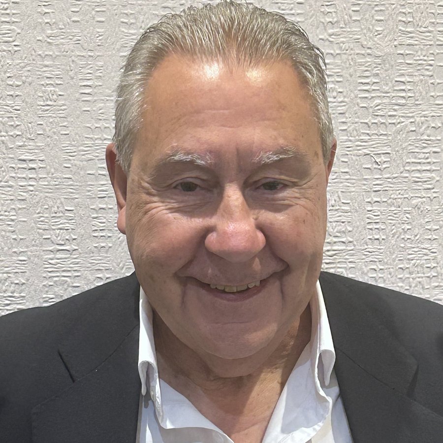 Dr Brian Hammond